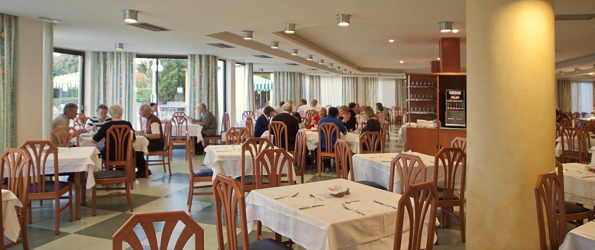 Aparthotel Trh Jardin Del Mar Santa Ponsa
